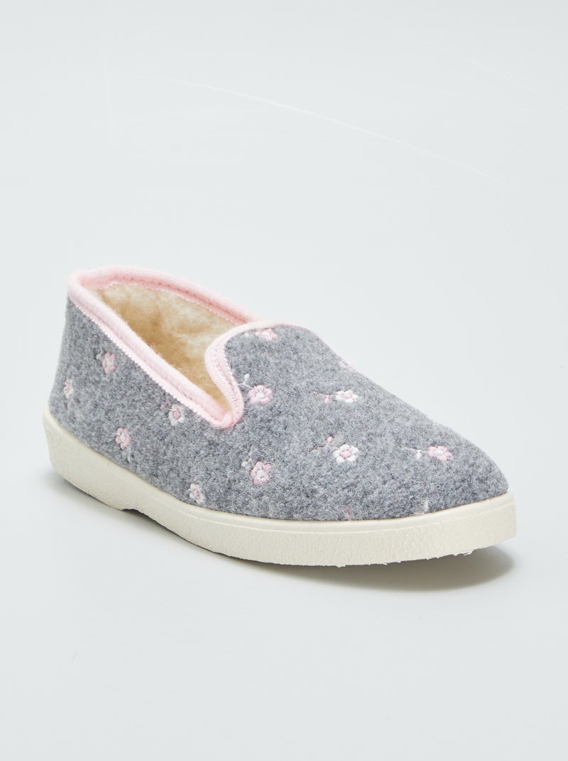Pantofole con interno effetto montone e ricamo GRIGIO - Kiabi