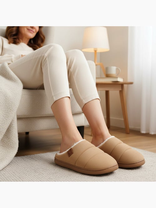 Pantofole donna ozabi, scamosciato trapuntato effetto piumino, fodera pelliccia - Kiabi Pantofole donna ozabi, scamosciato trapuntato effetto piumino, fodera pelliccia - Kiabi