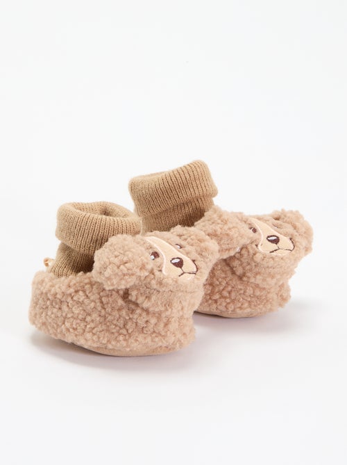 Pantofole effetto montone con testa di animale - Kiabi Pantofole effetto montone con testa di animale - Kiabi