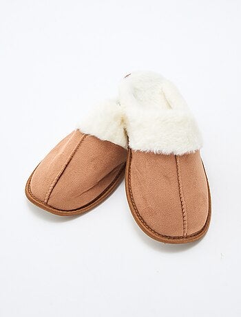 Pantofole in ecopelle scamosciata con pelliccia sintetica