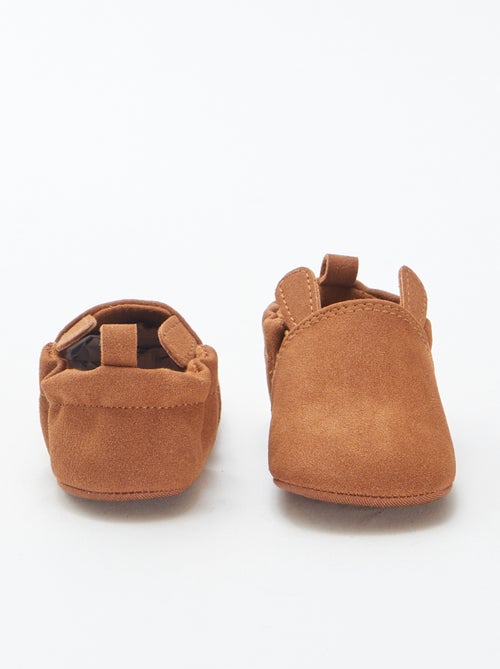 Pantofole in finto camoscio con 'orecchie' in rilievo - - Kiabi