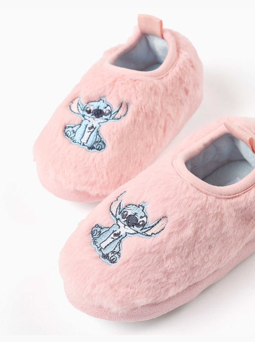 Pantofole in morbido peluche con ricamo stitch - Kiabi Pantofole in morbido peluche con ricamo stitch - Kiabi