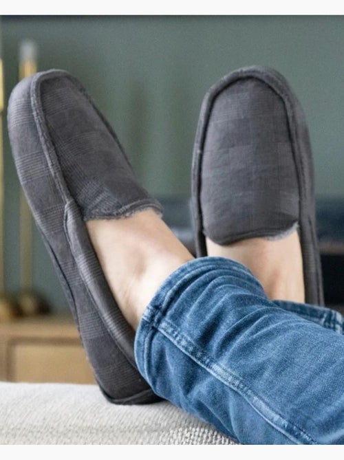 Pantofole mocassini ultracomodo e leggero uomo isotoner - Kiabi Pantofole mocassini ultracomodo e leggero uomo isotoner - Kiabi