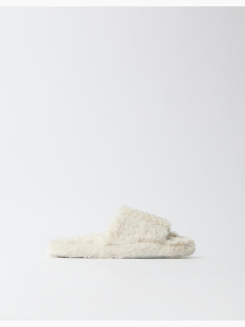 Pantofole per sala aperta, mo fashion - Kiabi Pantofole per sala aperta, mo fashion - Kiabi