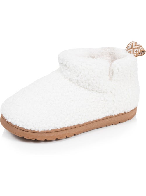 Pantofole stivaletti tessuto a riccioli - suola dentellata bambina isotoner - Kiabi Pantofole stivaletti tessuto a riccioli - suola dentellata bambina isotoner - Kiabi