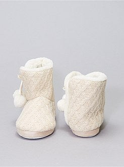 Pantofole stivaletto all'uncinetto imbottite - Kiabi