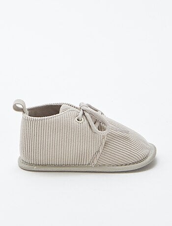 Pantofole stringate