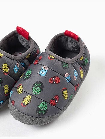 Pantofole trapuntate con stampa avengers e fodera in sherpa