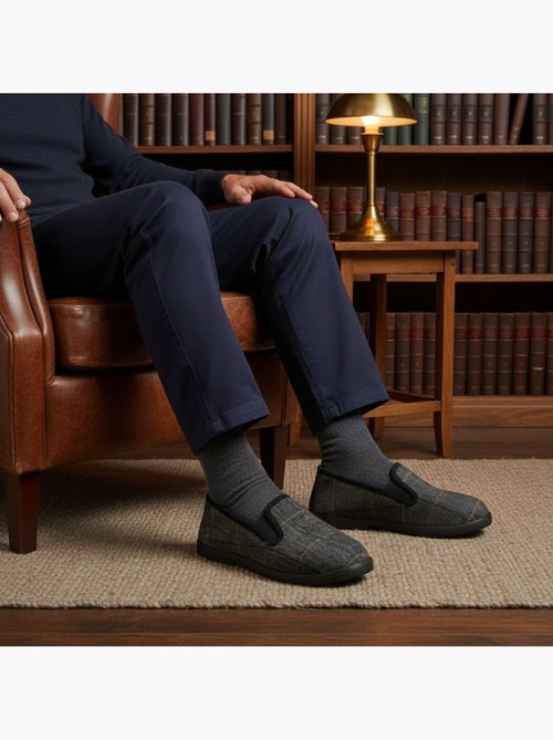 Pantofole uomo ozabi carreaux chevrons suola antidérapante - Kiabi Pantofole uomo ozabi carreaux chevrons suola antidérapante - Kiabi