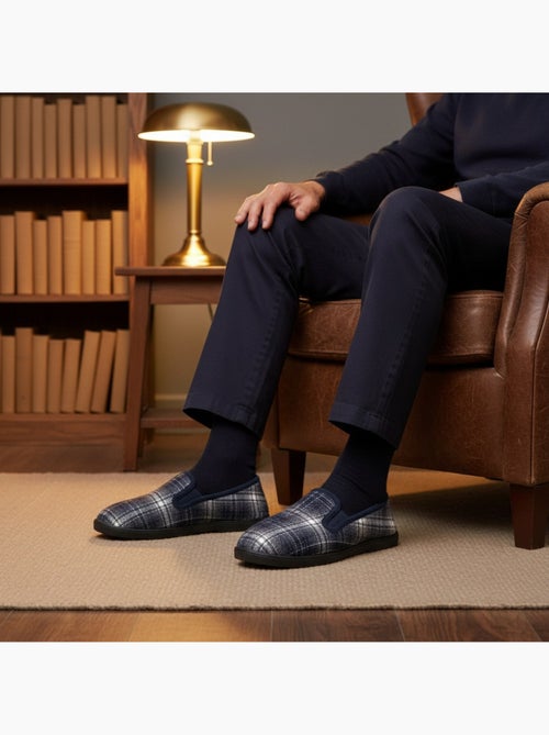 Pantofole uomo ozabi carreaux chevrons suola antidérapante - Kiabi Pantofole uomo ozabi carreaux chevrons suola antidérapante - Kiabi
