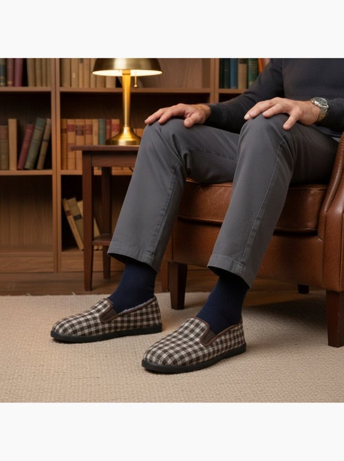 Pantofole uomo ozabi carreaux chevrons suola antidérapante - Kiabi Pantofole uomo ozabi carreaux chevrons suola antidérapante - Kiabi