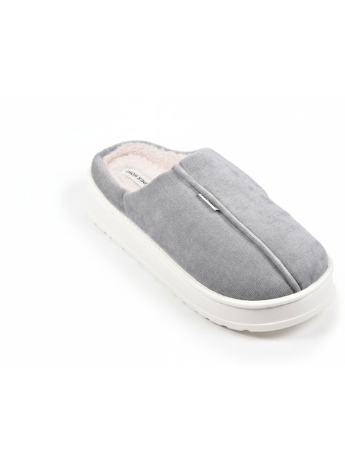 Pantofole uomo velluto a coste MU10121 - Kiabi Pantofole uomo velluto a coste MU10121 - Kiabi
