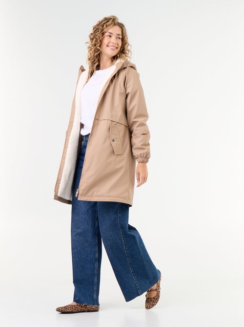 Parka dritto foderato in pelliccia sintetica - Kiabi Parka dritto foderato in pelliccia sintetica - Kiabi