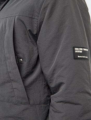 Parka leggera con cappuccio idrorepellente