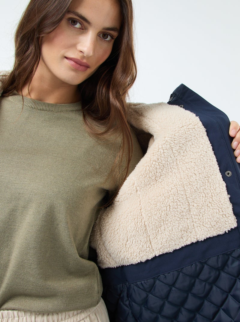 Parka lungo con cappuccio e fodera effetto montone Blu - Kiabi