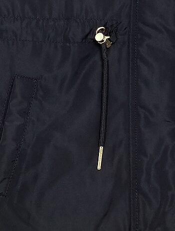 Parka morbida con cappuccio in pelliccia sintetica