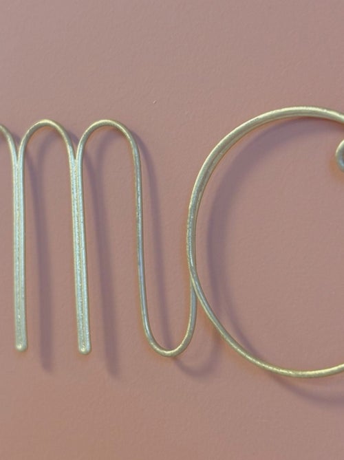 Parola in filo d'ottone dorato "AMOUR - Kiabi