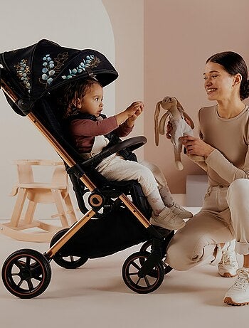 Passeggino compatto LIONELO Cloe - Leggero e pieghevole - Fino a 22 kg