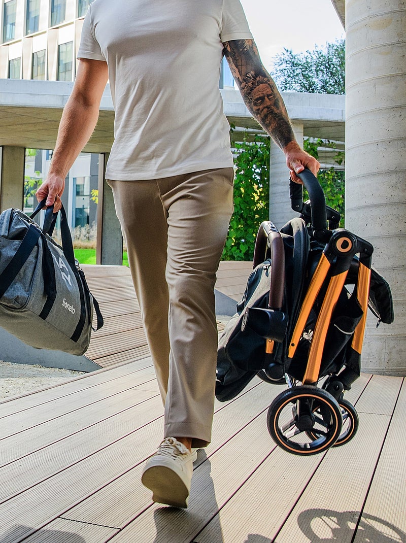 Passeggino compatto LIONELO Ingrid - Sospensione - Fino a 22 kg - Leggero e pieghevole Nero Verde Nero - Kiabi