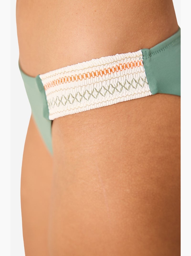 Piera slip bikini ricamato sul lato penti Verde - Kiabi