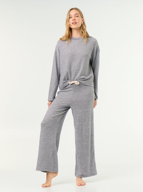 Pigiama 2 pezzi - Felpa + pantaloni - Kiabi Pigiama 2 pezzi - Felpa + pantaloni - Kiabi