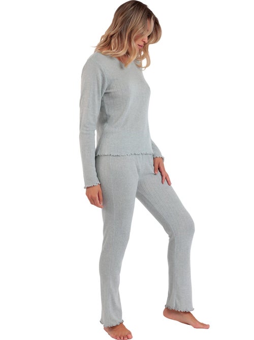 Pigiama a coste morbide con scollo a V e maniche lunghe da donna ADMAS - Kiabi Pigiama a coste morbide con scollo a V e maniche lunghe da donna ADMAS - Kiabi