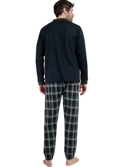 Pigiama a maniche lunghe aperto color smeraldo da uomo ADMAS MAGNIFIC - Kiabi Pigiama a maniche lunghe aperto color smeraldo da uomo ADMAS MAGNIFIC - Kiabi