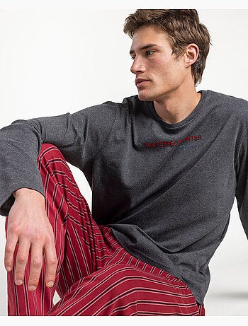 Pigiama a maniche lunghe da uomo STAY AT HOME: l'inverno perfetto