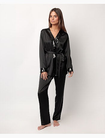 Pigiama a maniche lunghe incrociato in raso Glam Luxe da donna ADMAS LUXURY
