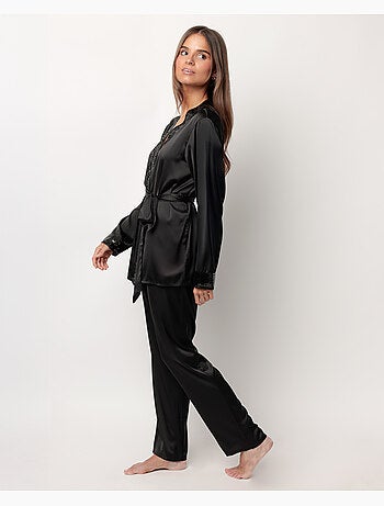 Pigiama a maniche lunghe incrociato in raso Glam Luxe da donna ADMAS LUXURY
