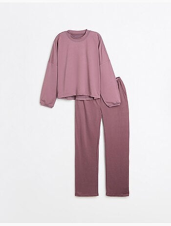 Pigiama a righe a maglia, mo fashion