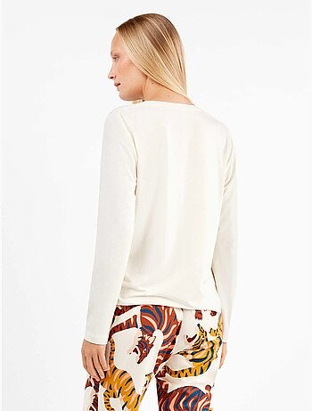 Pigiama con maglietta in pizzo e pantaloni animalier con tigri