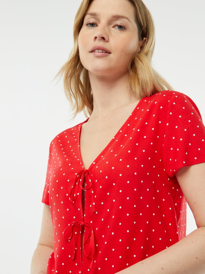 Pigiama corto 2 pezzi con t-shirt annodata ROSSO - Kiabi