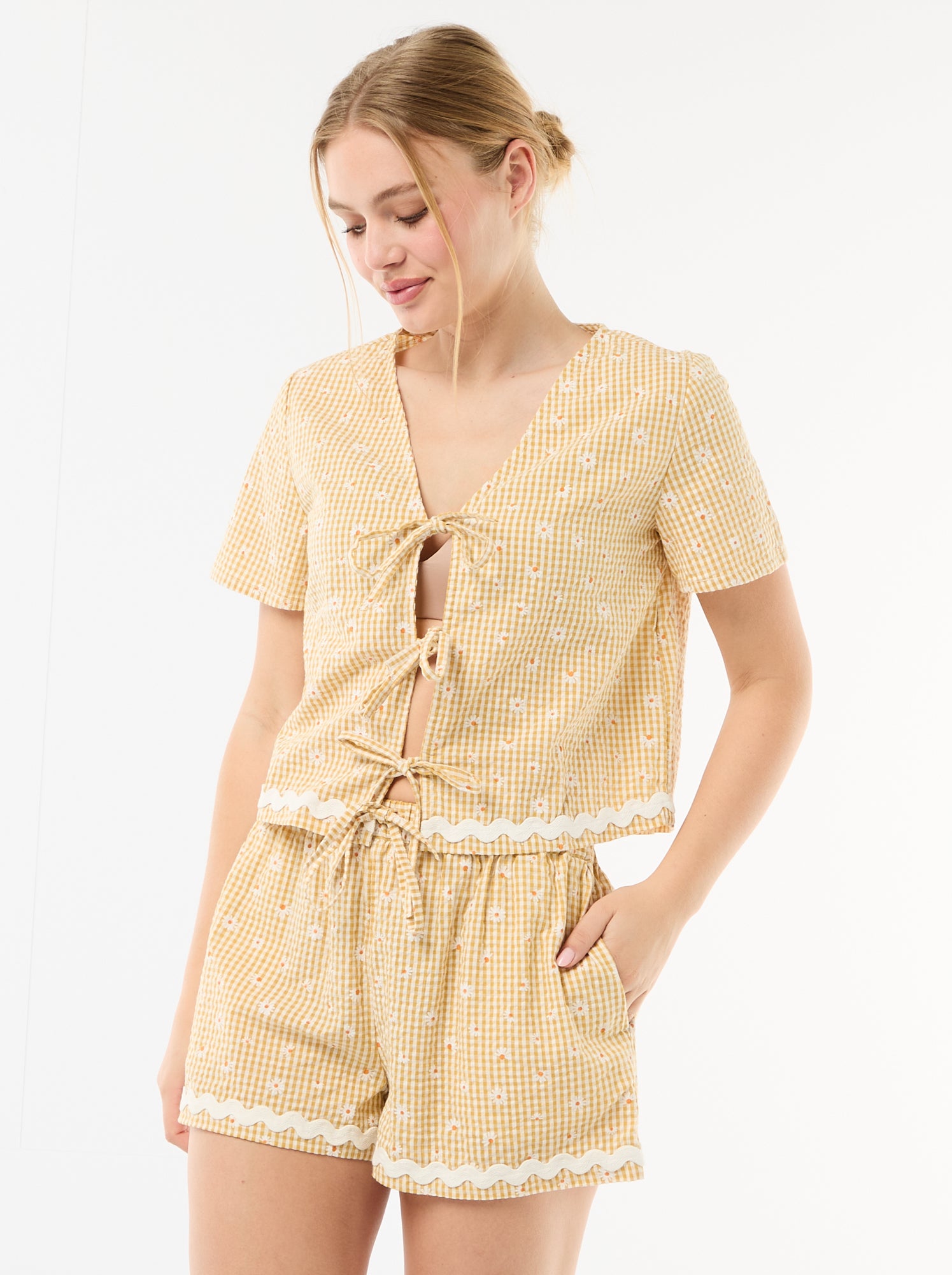 Pigiama Corto Camille Per Donna, Bianco Floreale, Manica Corta, Taglia 50-52, Beige Chiaro - Comodo E Leggero