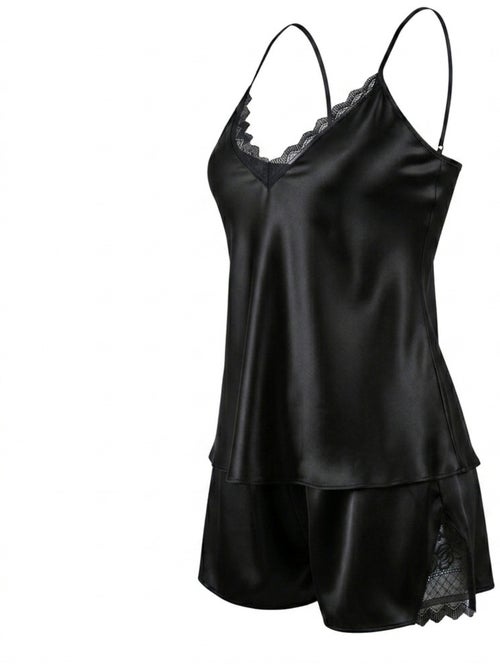 Pigiama donna raso canotta pizzo scollo V touch seta OZABI - Kiabi Pigiama donna raso canotta pizzo scollo V touch seta OZABI - Kiabi