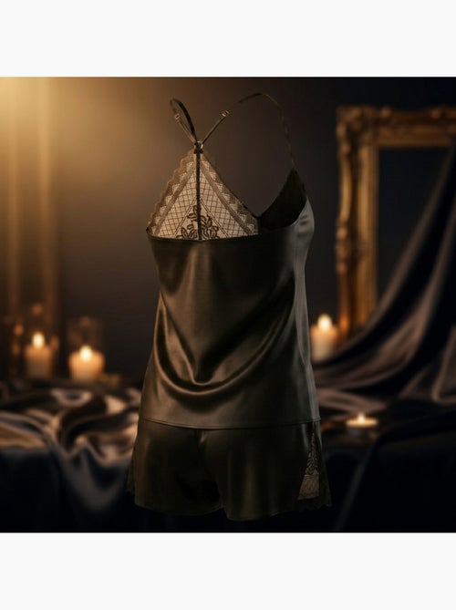 Pigiama donna raso canotta pizzo scollo V touch seta OZABI - Kiabi Pigiama donna raso canotta pizzo scollo V touch seta OZABI - Kiabi