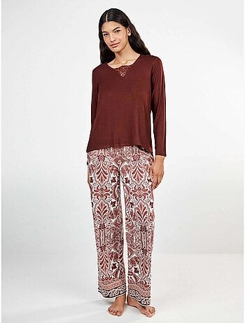 Pigiama lungo con stampa paisley