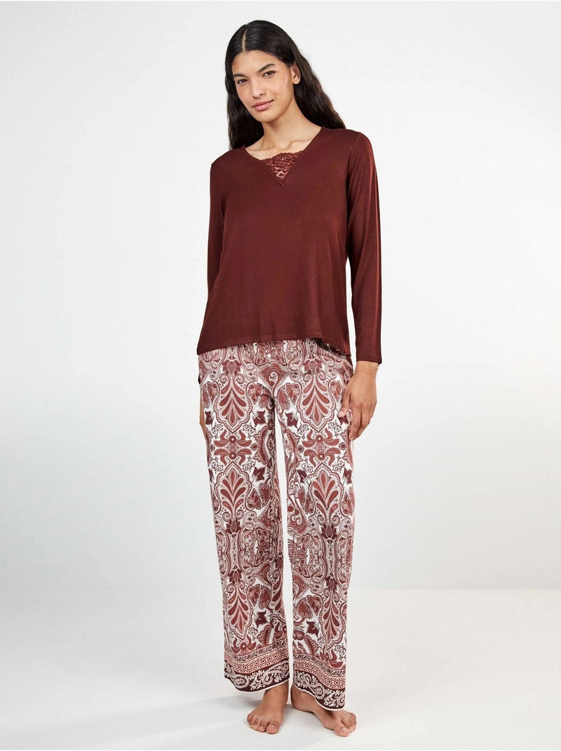 Pigiama lungo con stampa paisley Marrone - Kiabi