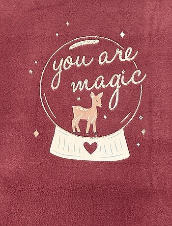 Pigiama lungo e caldo con motivo