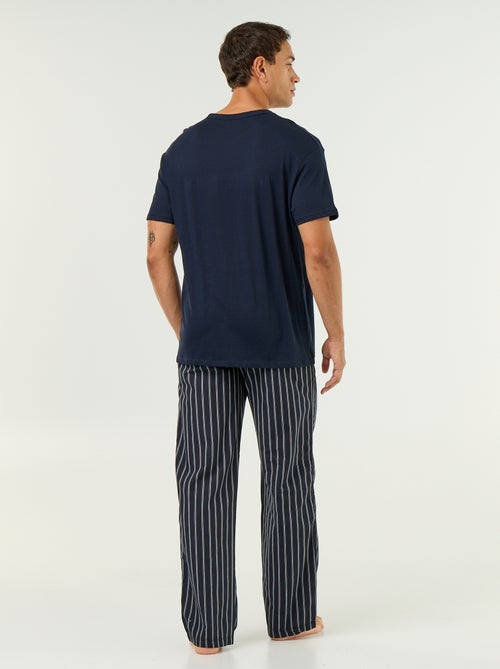 Pigiama t-shirt + pantaloni - 2 pezzi - Kiabi Pigiama t-shirt + pantaloni - 2 pezzi - Kiabi