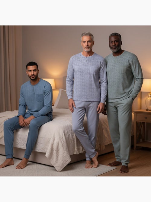Pigiama uomo lungo confezione da 3, cotone foderato pile, collo bottoni ozabi - Kiabi Pigiama uomo lungo confezione da 3, cotone foderato pile, collo bottoni ozabi - Kiabi