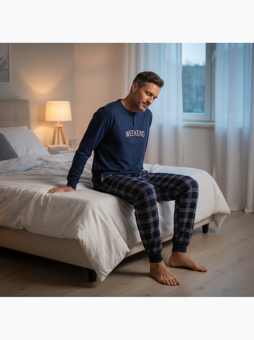 Pigiama uomo ozabi pile ricamo weekend vibes - Kiabi Pigiama uomo ozabi pile ricamo weekend vibes - Kiabi