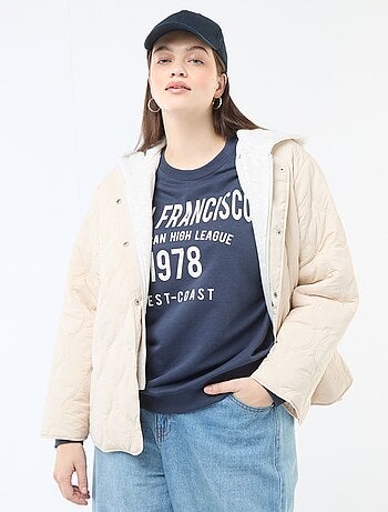 Piumino con cappuccio e pettorina interna in felpa removibile