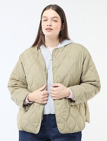 Piumino con cappuccio e pettorina interna in felpa removibile