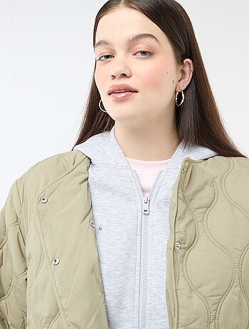 Piumino con cappuccio e pettorina interna in felpa removibile