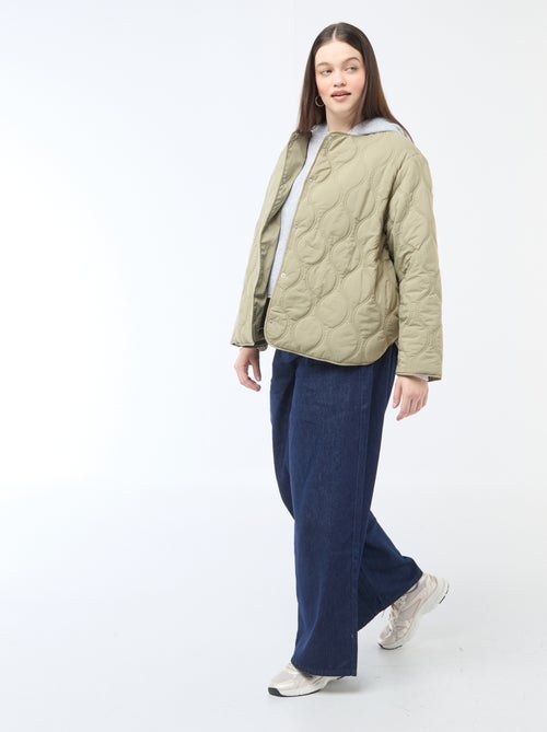 Piumino con cappuccio e pettorina interna in felpa rimovibile - Kiabi Piumino con cappuccio e pettorina interna in felpa rimovibile - Kiabi