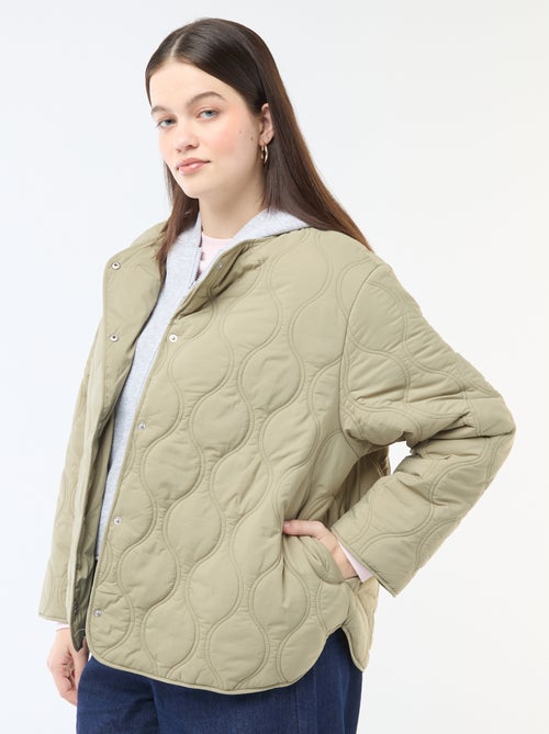 Piumino con cappuccio e pettorina interna in felpa rimovibile - Kiabi Piumino con cappuccio e pettorina interna in felpa rimovibile - Kiabi