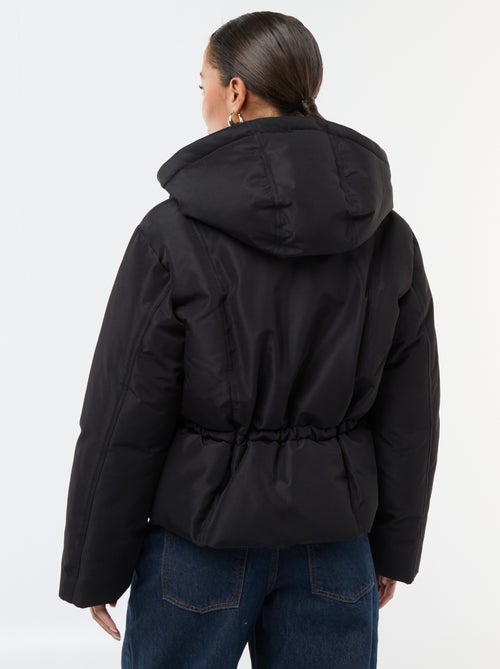 Piumino corto con cappuccio bordato in pelliccia sintetica 'JDY' - Kiabi