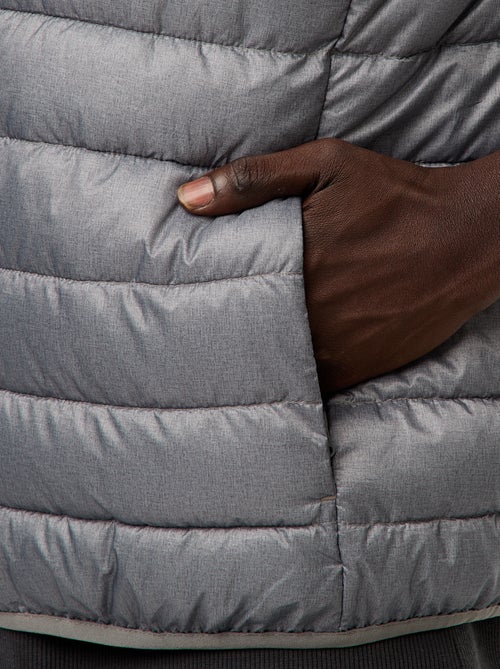 Piumino impermeabile senza maniche tinta unita - Kiabi