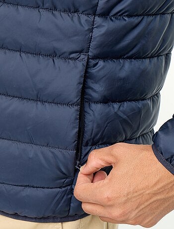 Piumino leggero con apertura a zip